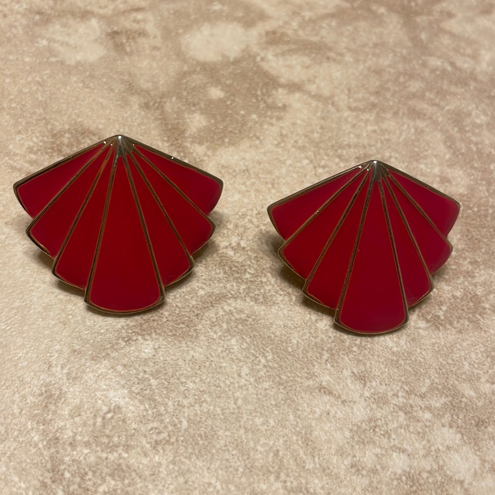 Vintage‎ Enamel Gold Tone Earrings